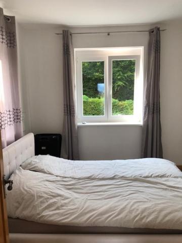 Velden View Ferienwohnung Mit Grosser Sonnenterrasse Und See- Und Karawankenblick Velden am Wörthersee Eksteriør bilde