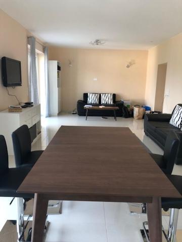 Velden View Ferienwohnung Mit Grosser Sonnenterrasse Und See- Und Karawankenblick Velden am Wörthersee Eksteriør bilde